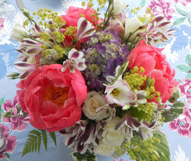 Pink peony bouquet with roses and hydrangea
